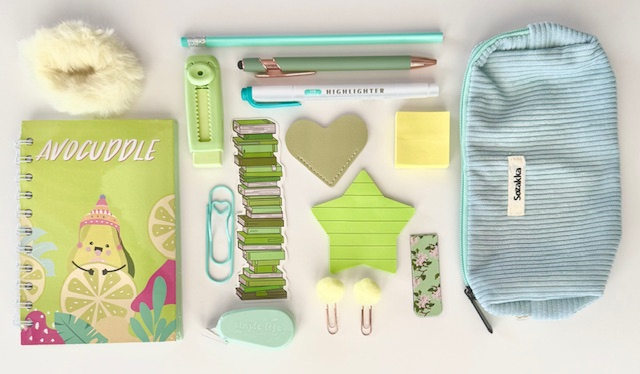 Twin 1's Pick - AvoCuddle